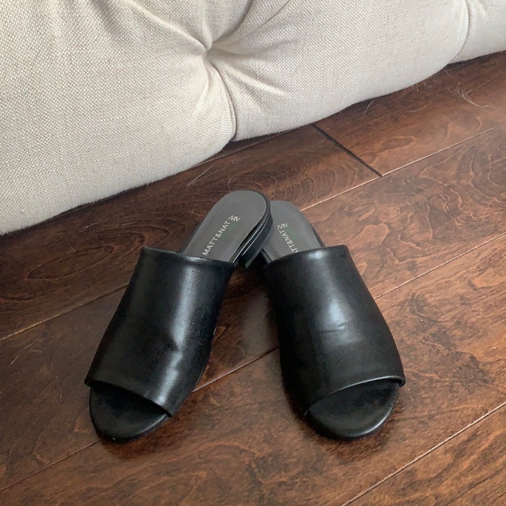 Matt & Nat Sandals